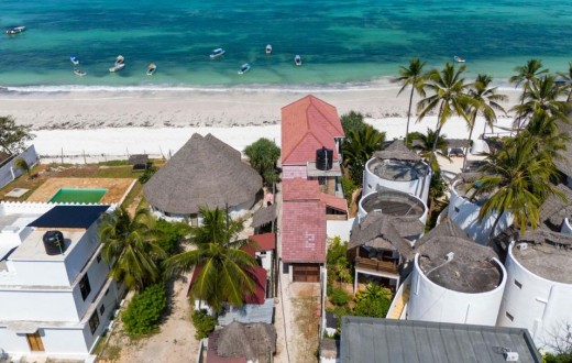 Beachfront Restaurant in Matemwe