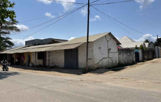 Roadside house for sale in Chukwani
