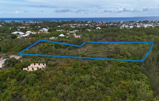 4 Acres Plot for sale in Uroa