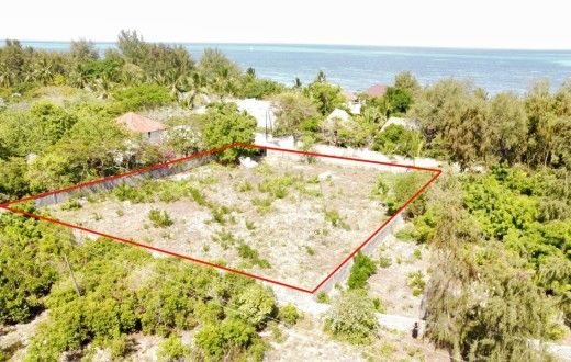 Second line plot for sale in Jambiani