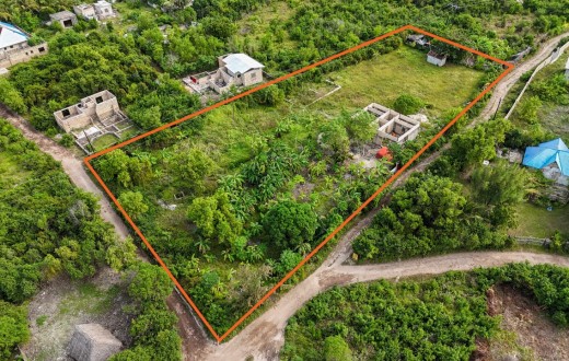 Prime land in Jambiani near Kuza Cave