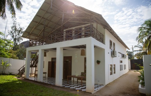 Beachside Bwejuu House for Rent