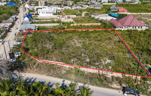 Second line plot for sale in Nungwi