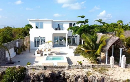 Luxurious villa for sale